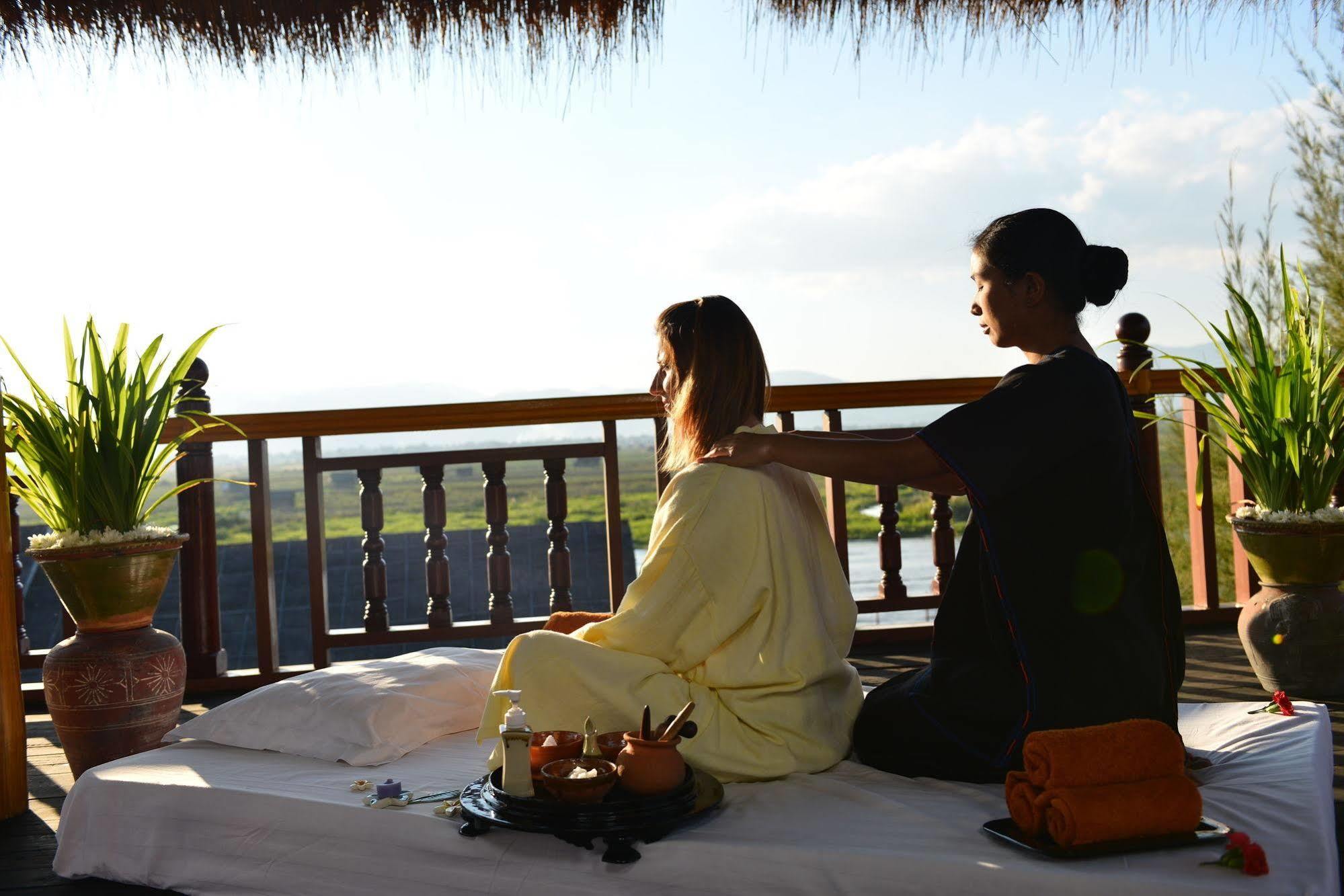 Paramount Resort Inle Lake Exteriör bild